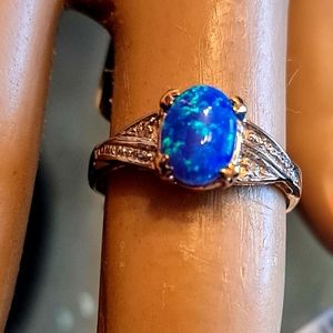 Gorgeous blue Opal 10k yellow gold ring.